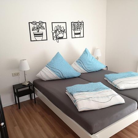 Familienfreundliche Ferienwohnung mit Wohlfühlbalkon und kostenlosem Parkplatz Meckenbeuren Exterior foto