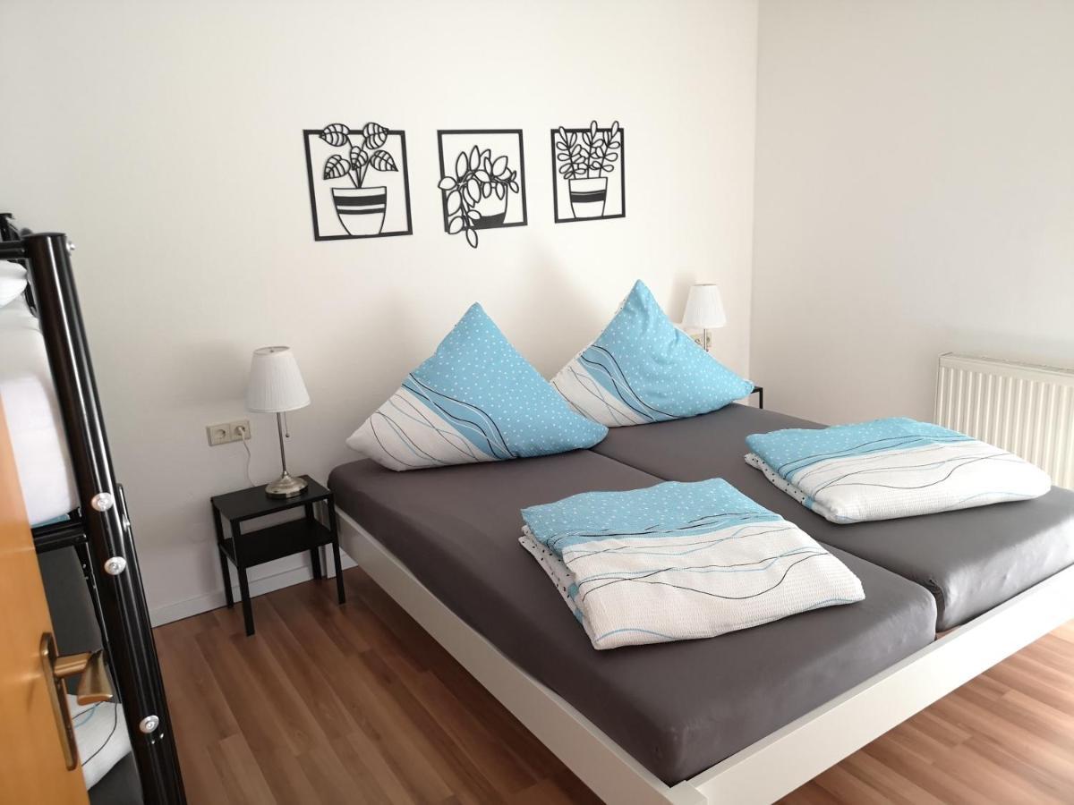 Familienfreundliche Ferienwohnung mit Wohlfühlbalkon und kostenlosem Parkplatz Meckenbeuren Exterior foto